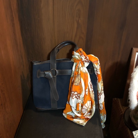 More purses - Picture 5 of 8